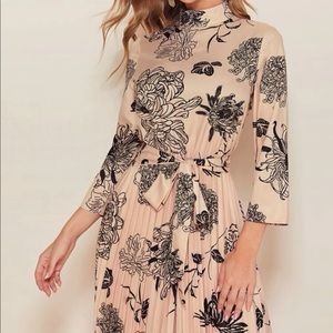 Mock neck self belted wide leg pleated floral jumpsuit - brand new! Never worn!